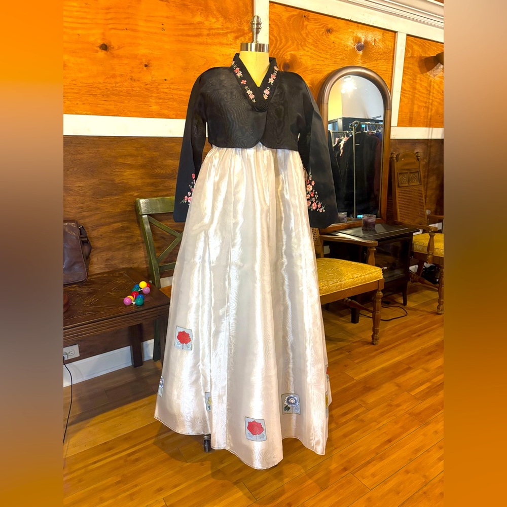 Korean dress.wd-18